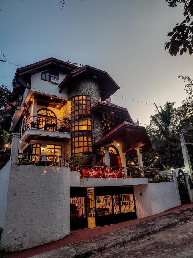 El Castillo Bed And Breakfast Angono 외부 사진