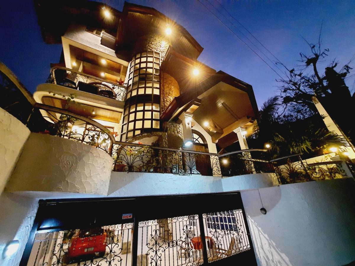 El Castillo Bed And Breakfast Angono 외부 사진