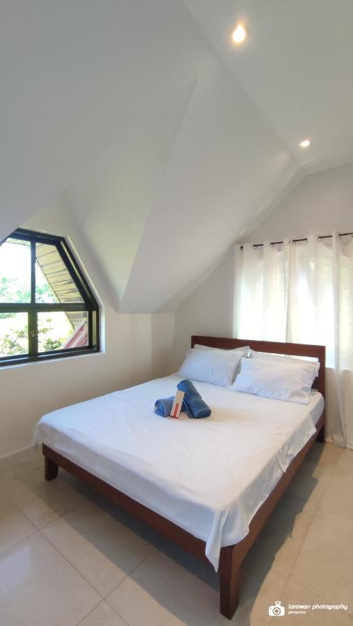 El Castillo Bed And Breakfast Angono 외부 사진